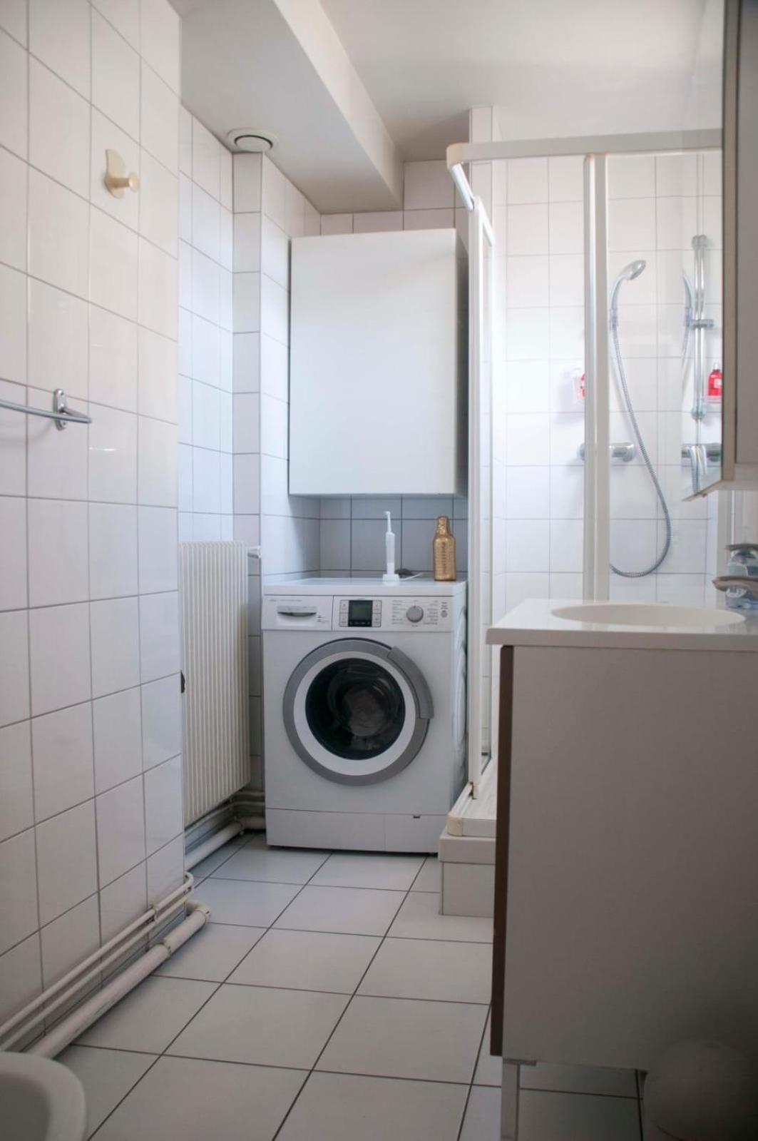 Cosy Apartment With Balcony In The Heart Of Paris Exteriör bild