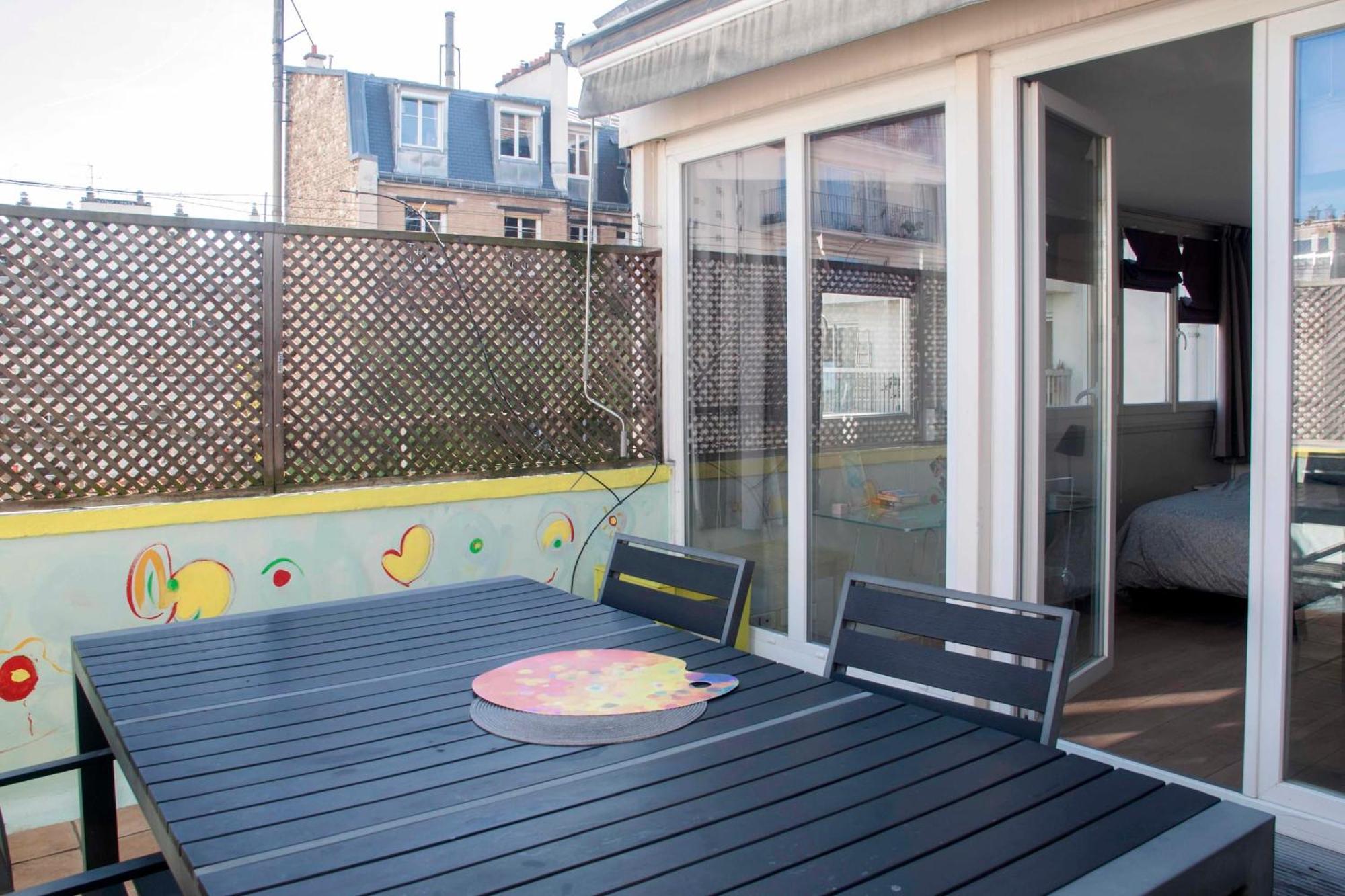 Cosy Apartment With Balcony In The Heart Of Paris Exteriör bild